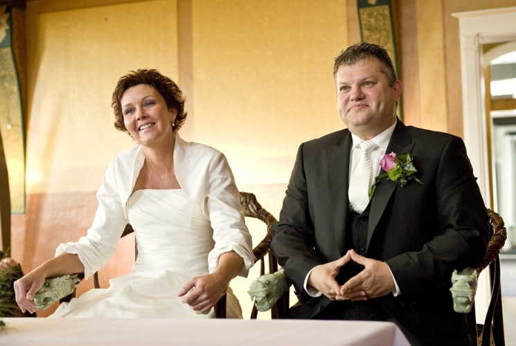 spontane bruidsfotografie Limburg Hoensbroek en Kasteel Doenrade