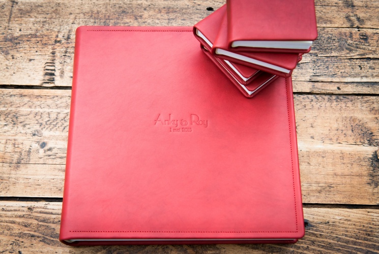 Luxury Wedding album red Leather 30x30 cm